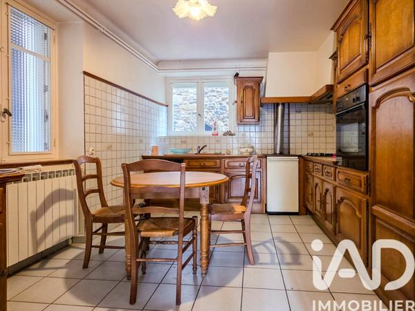 Maison à vendre 7 pièces 120 m² Saint Geniez d'Olt et d'Aubrac