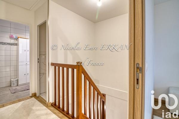 Maison traditionnelle 5 pièces de 100 m² à Buchelay (78200)