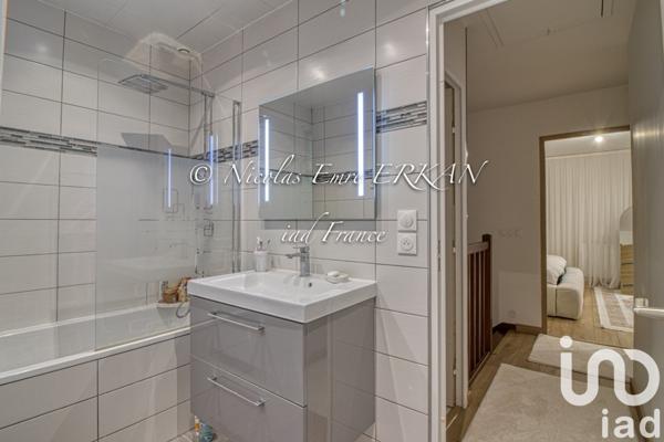 Maison traditionnelle 5 pièces de 100 m² à Buchelay (78200)