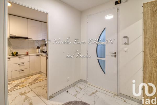 Maison traditionnelle 5 pièces de 100 m² à Buchelay (78200)