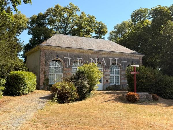 Château XIXe entouré d’un joli parc de 2,9 ha dans le Maine