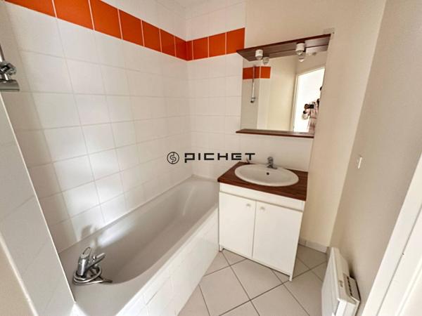 Appartement 3 pièces 56 m² PERIGUEUX - 24000