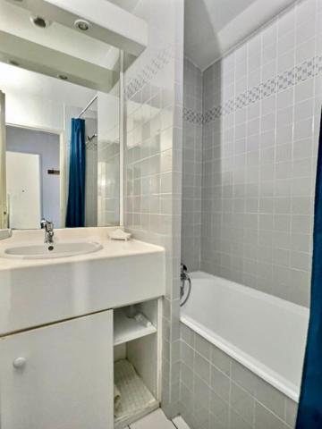 Appartement La Flotte 1 pièce(s) 23 m2