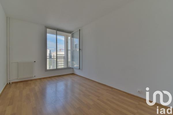 Appartement 3 pièces de 78 m² à Puteaux (92800)