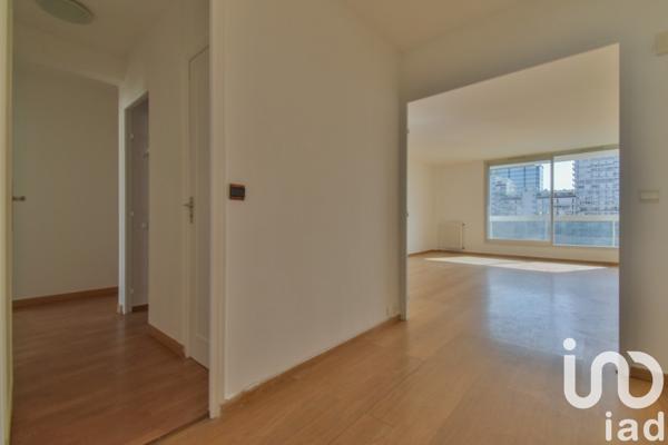 Appartement 3 pièces de 78 m² à Puteaux (92800)