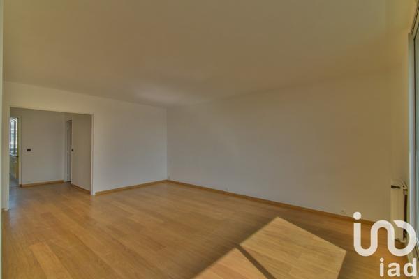 Appartement 3 pièces de 78 m² à Puteaux (92800)