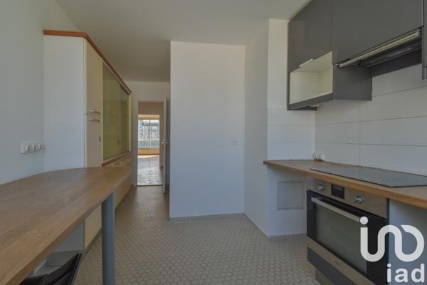 Appartement 3 pièces de 78 m² à Puteaux (92800)