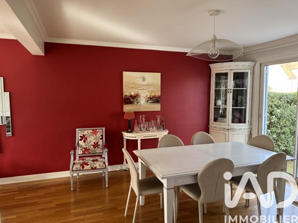 Maison à vendre 9 pièces 175 m² Sainte-Geneviève-des-Bois