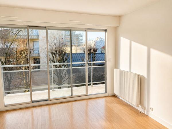 Appartement Saint Germain En Laye 3 pièce(s) 68.02 m2 563 000 € **  - Référence  18561