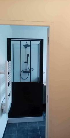 INVESTISSEUR : Immeuble en pierres de 5 appartements loués