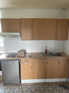 INVESTISSEUR : Immeuble en pierres de 5 appartements loués