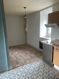 INVESTISSEUR : Immeuble en pierres de 5 appartements loués