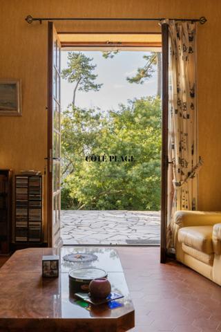 Vaux-sur-Mer (17640) Maison/villa familiale avec vue mer sur la côte Atlantique – charme & volumes généreux - VAUX SUR MER