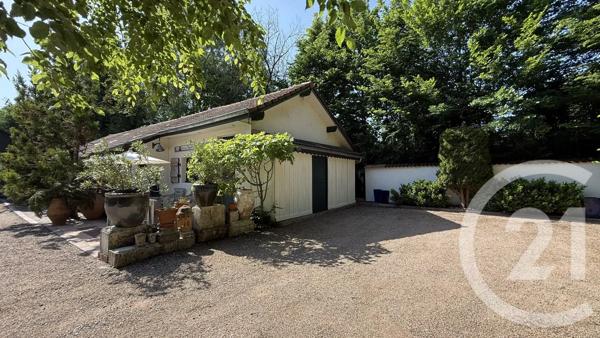 Maison à vendre  7 pièces - 134 m 2   BADONVILLER  - 54