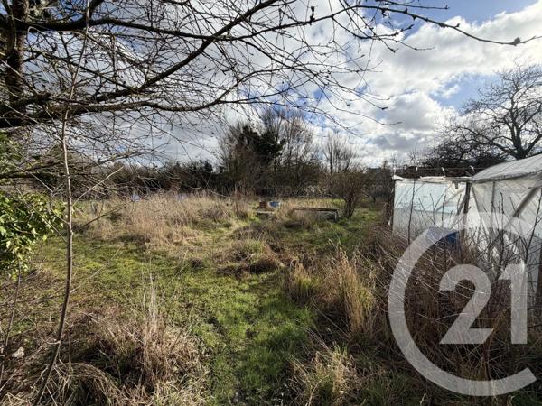 Terrain à vendre  1039 m 2   CHALONS EN CHAMPAGNE  - 51