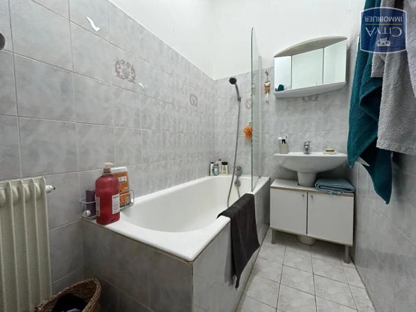 Appartement à louer 3 pièces 61.8m²