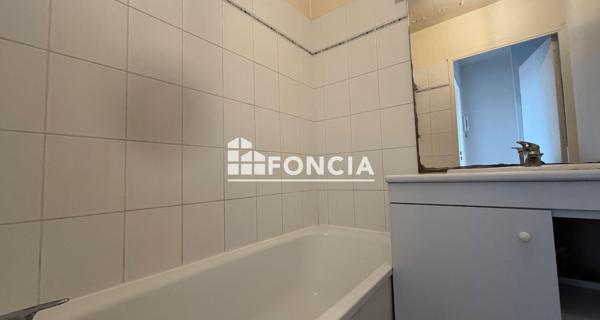 À vendre Appartement 2 pièces 32 m² - Villefontaine 38090