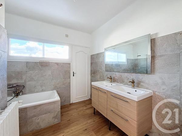 Appartement F4 à vendre  4 pièces - 92,46 m2 AJACCIO - 201