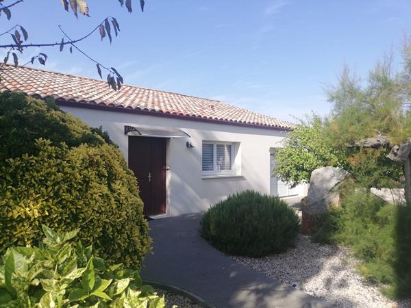 Maison Moutiers Les Mauxfaits 6 pièce(s) 145 m2