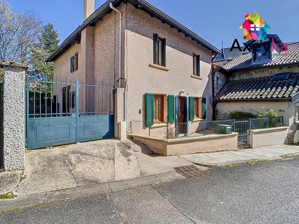 Changy (42310) A VENDRE- CHANGY- MAISON DE BOURG AVEC TERRASSE ET COUR