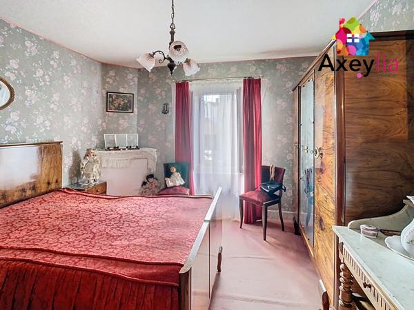 Changy (42310) A VENDRE- CHANGY- MAISON DE BOURG AVEC TERRASSE ET COUR