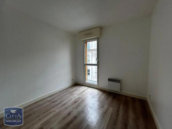 Appartement à louer 4 pièces 78.15m² Roubaix (59100)