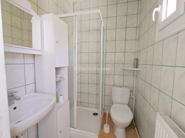 Vente                                                      Appartement
                        
                     3 pièces                      44 m2                     à Villeneuve-Saint-Georges