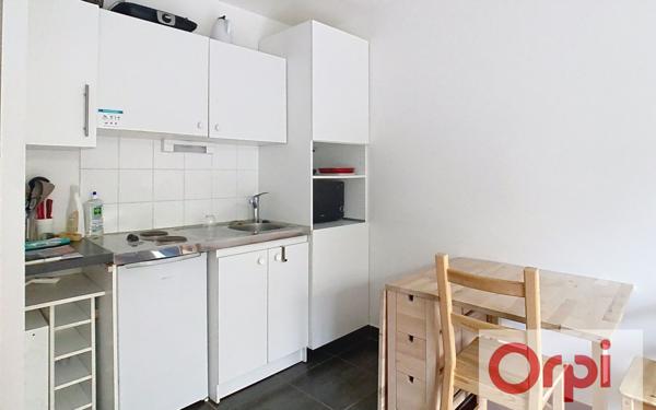 Appartement à vendre    2 pièces • 26,27 m2 Issy-les-Moulineaux