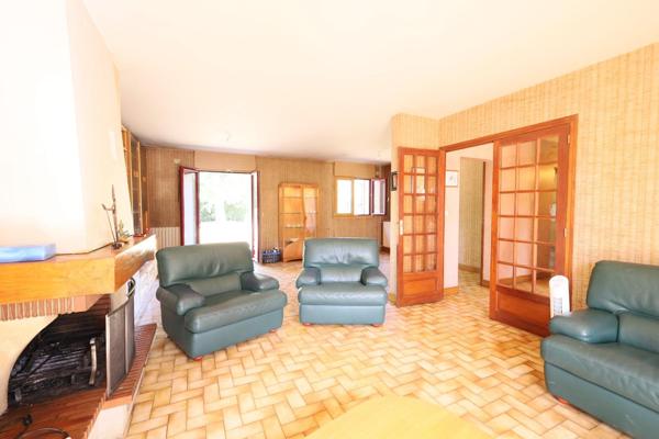 Maison 5 chambres sur grand terrain
