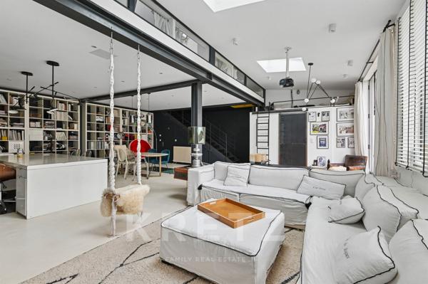 Colombes - Maison type loft avec piscine