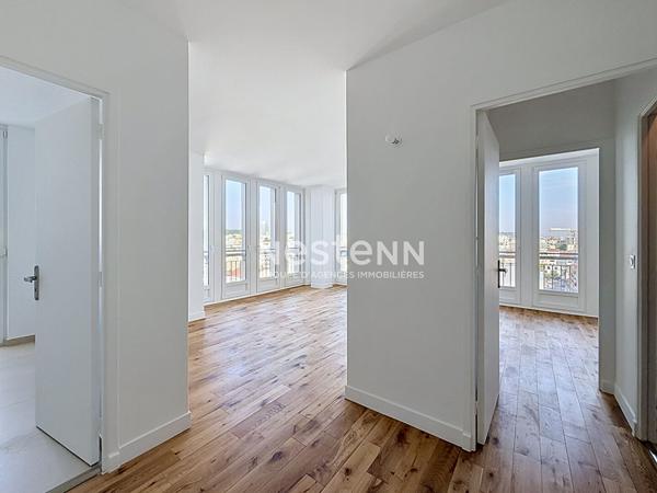 Appartement 2 pièces lumineux avec vue dégagée sur Paris - Boulogne-Billancourt