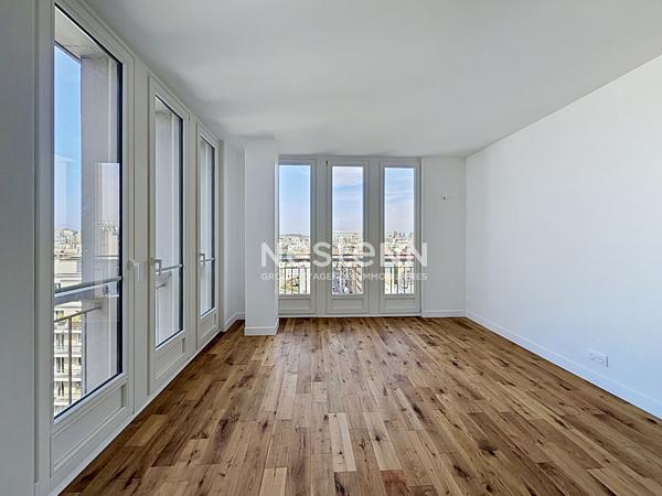 Appartement 2 pièces lumineux avec vue dégagée sur Paris - Boulogne-Billancourt