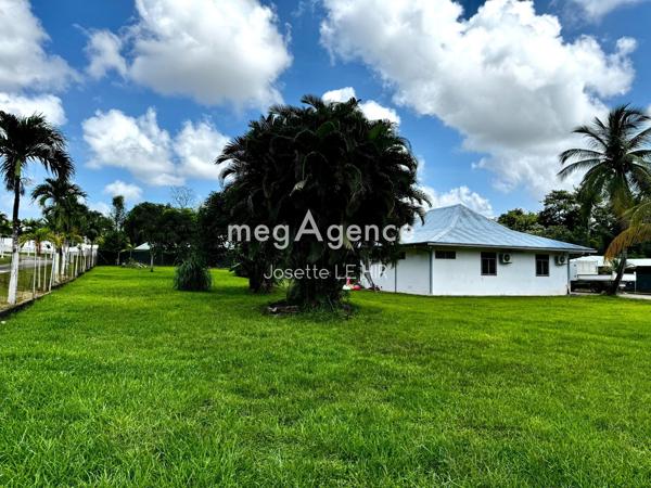 Maison à MATOURY, 97351 - 4 pièces 80m²