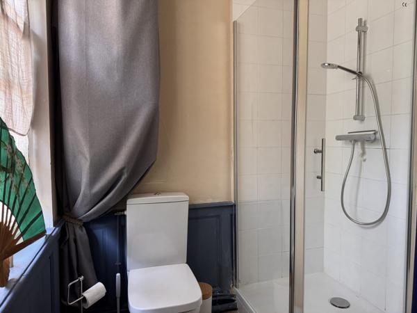 À vendre - Maison ancienne, 4 pièces située à Honfleur (14600)
