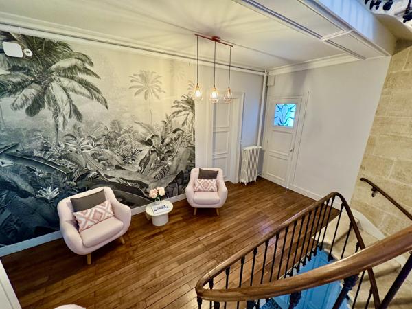 Maison
                                                                                                                                                                                                                                                                                                                        9 pièce(s)                                                                                                                                                                                                          4 chambre(s)                                                                                                                                                                                                          290  m²