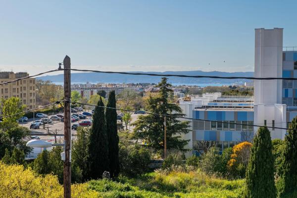 Dernier étage T3/T4 avec terrasses et vue mer
