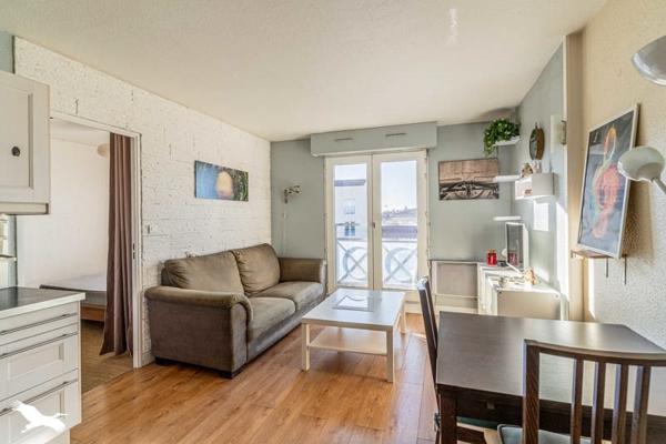 Appartement à vendre |  Bordeaux |  2 pièces | 32 m²