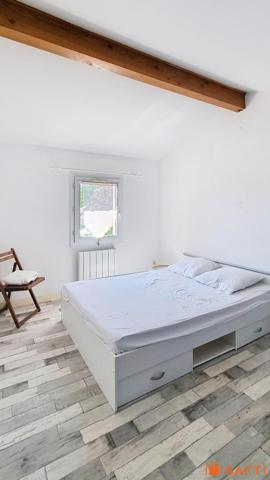 Entre plages et centre-ville : maison pleine de charme