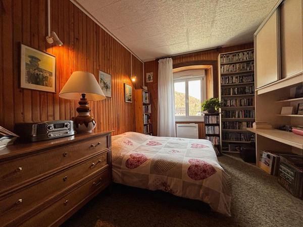 Appartement spacieux,  Dernier étage, Quartier calme