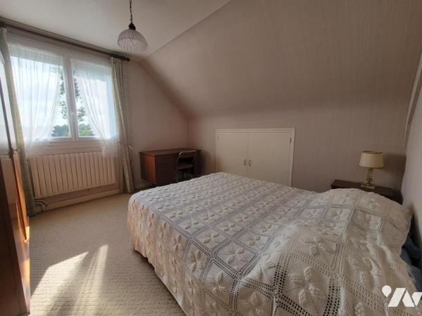 Maison d'habitation dans hameau en campagne