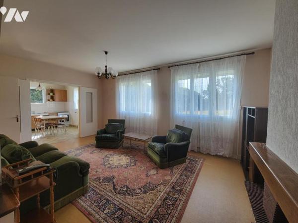 Maison d'habitation dans hameau en campagne