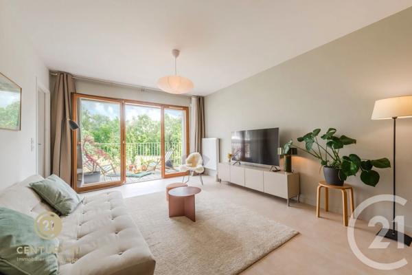 Appartement F4 à vendre  4 pièces - 78,25 m 2   MONTEVRAIN  - 77
