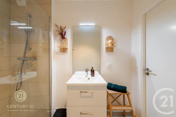 Appartement F4 à vendre  4 pièces - 78,25 m 2   MONTEVRAIN  - 77