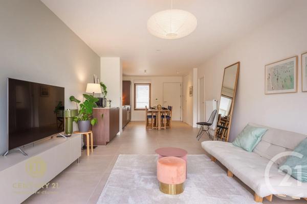 Appartement F4 à vendre  4 pièces - 78,25 m 2   MONTEVRAIN  - 77