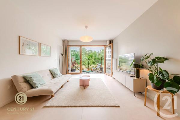 Appartement F4 à vendre  4 pièces - 78,25 m 2   MONTEVRAIN  - 77