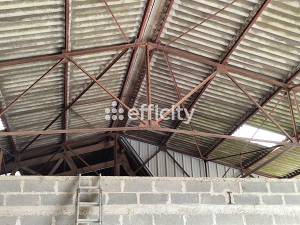 Local Commercial 3 pièces - 400 m²