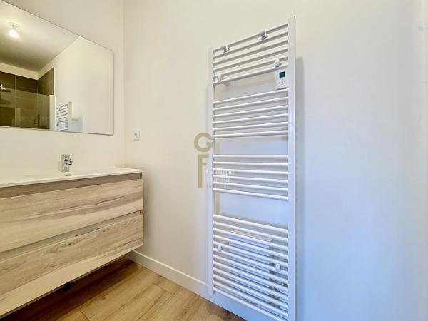 Opportunité d’Investissement – Appartement T4 de 100 m² à Croix (59170) – Vendu loué