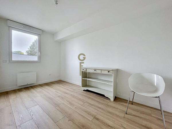 Opportunité d’Investissement – Appartement T4 de 100 m² à Croix (59170) – Vendu loué