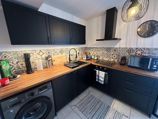 Appartement T2 Villeurbanne, Bellecombe limite Lyon 6, 48m² , balcon, cave, garage