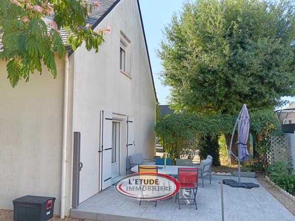 Maison familiale bien entretenue avec vie de plain-pied et 4 chambres au total